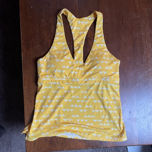 Carve Designs Women’s La Jolla Tankini, Large, Cascade (yellow) - Picture 3 of 12